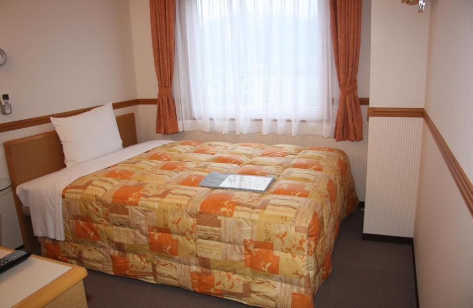 Toyoko Inn Shonan Hiratsuka eki Kita guchi No 2 Værelse billede
