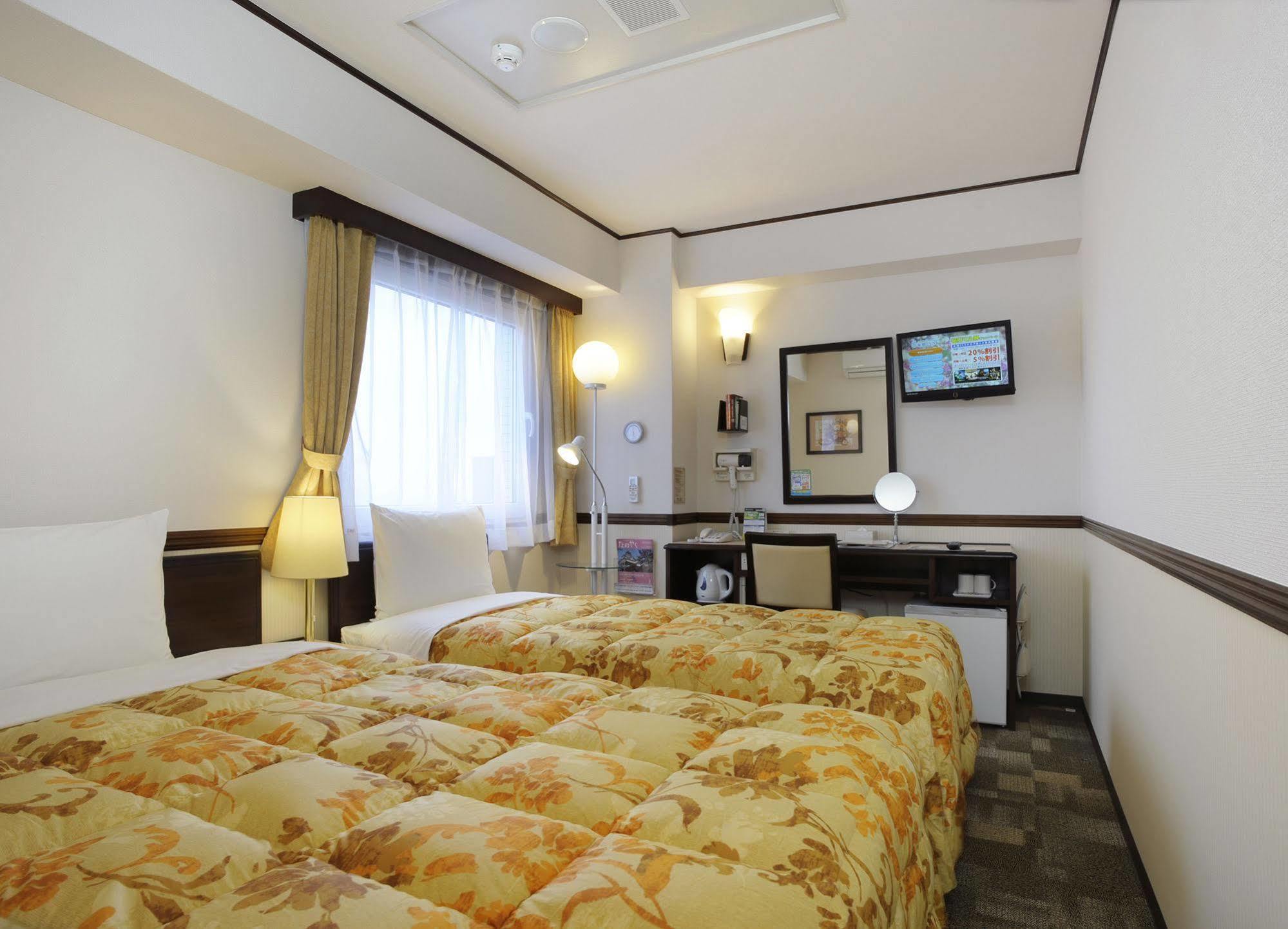 Toyoko Inn Shonan Hiratsuka eki Kita guchi No 2 Eksteriør billede