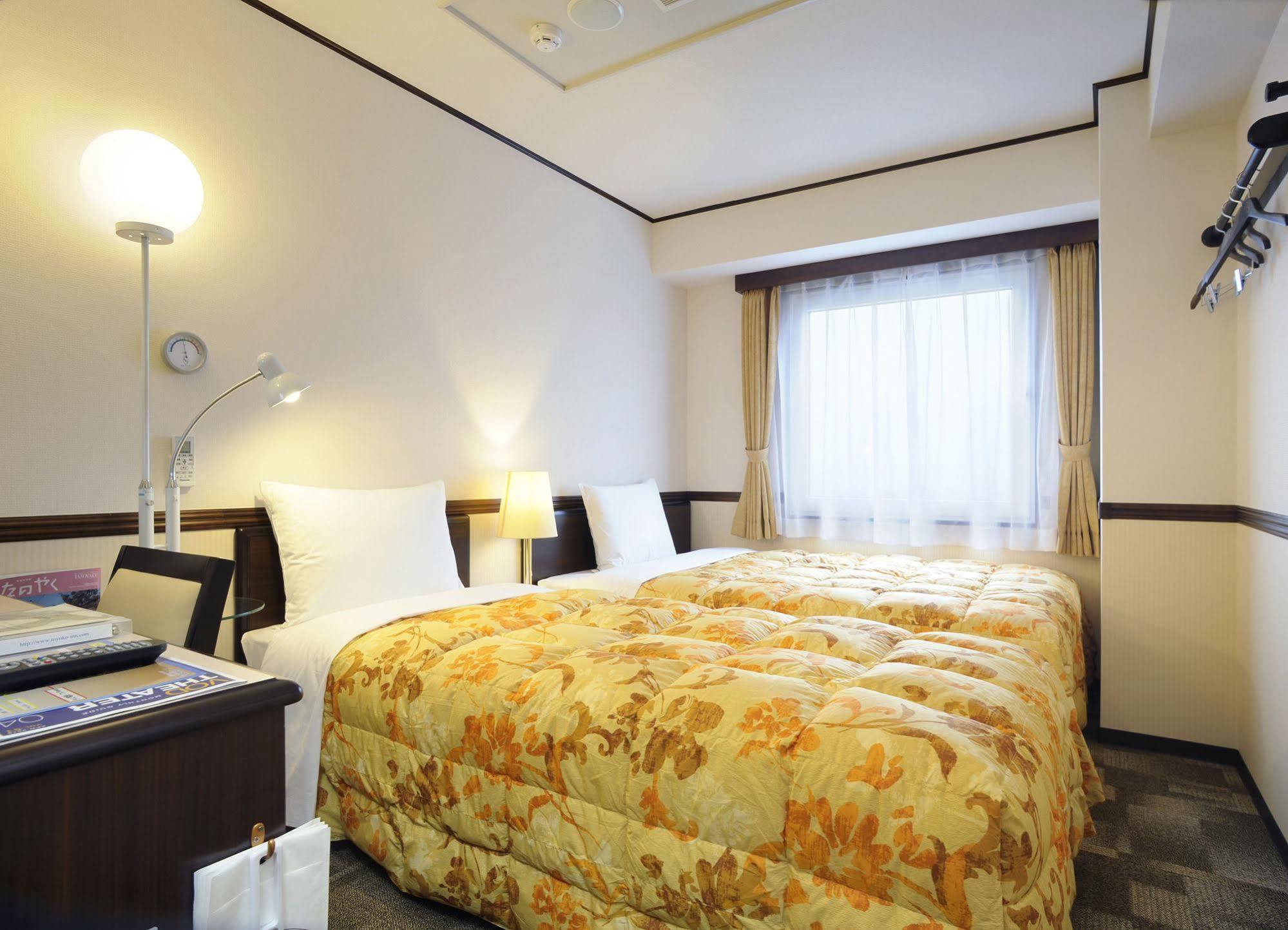 Toyoko Inn Shonan Hiratsuka eki Kita guchi No 2 Eksteriør billede